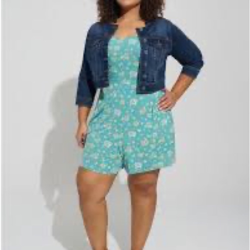 🎉NWT🎉 Torrid Romper - Size 0